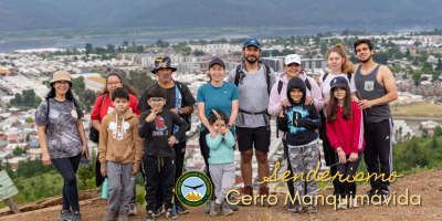 Comunidad participó de segunda caminata por el Cerro Manquimávida