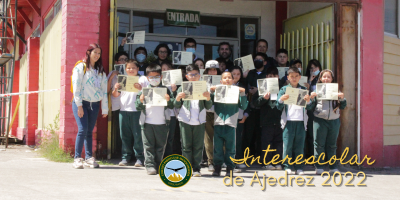 Alumnos asisten a Interescolar de Ajedrez en colegio de Cabrero